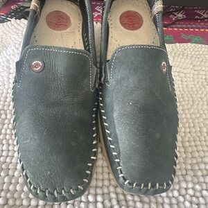 Elegant Pegada Dark Blue Leather Slip-On Loafers